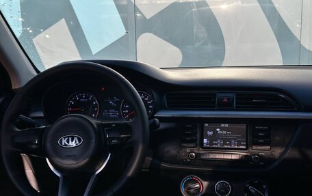 KIA Rio IV, 2017 год, 800 000 рублей, 10 фотография