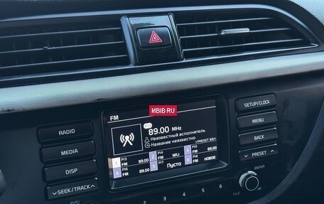 KIA Rio IV, 2017 год, 800 000 рублей, 12 фотография