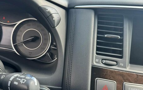 Infiniti QX56, 2012 год, 1 950 000 рублей, 13 фотография