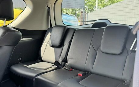 Infiniti QX56, 2012 год, 1 950 000 рублей, 28 фотография