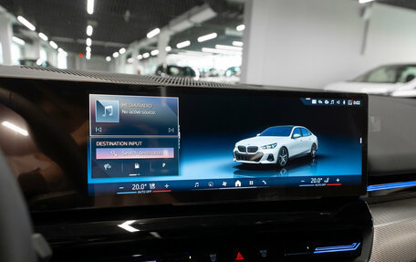 BMW 5 серия, 2024 год, 6 550 000 рублей, 21 фотография