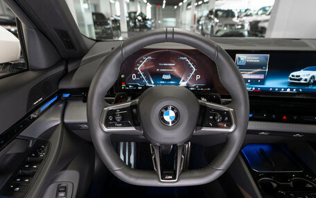 BMW 5 серия, 2024 год, 6 550 000 рублей, 11 фотография