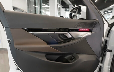 BMW 5 серия, 2024 год, 6 550 000 рублей, 16 фотография