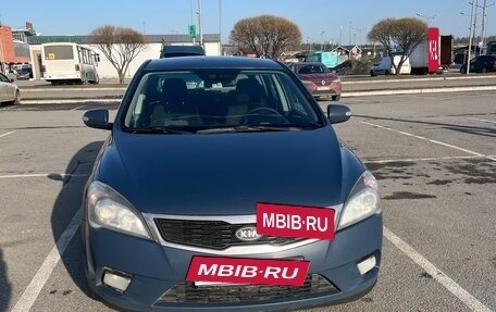 KIA cee'd I рестайлинг, 2011 год, 450 000 рублей, 3 фотография