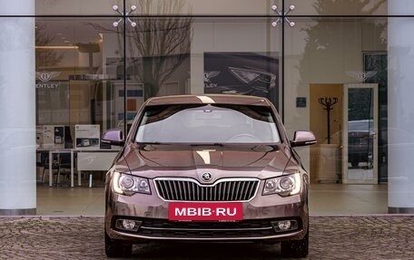 Skoda Superb III рестайлинг, 2014 год, 1 025 000 рублей, 2 фотография