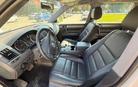 Volkswagen Touareg III, 2008 год, 1 700 000 рублей, 16 фотография