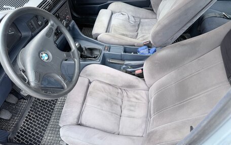 BMW 5 серия, 1991 год, 260 000 рублей, 16 фотография