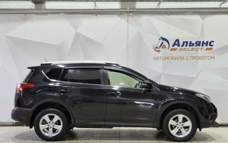 Toyota RAV4, 2014 год, 2 050 000 рублей, 2 фотография