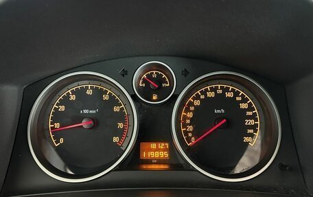 Opel Zafira B, 2008 год, 600 000 рублей, 18 фотография