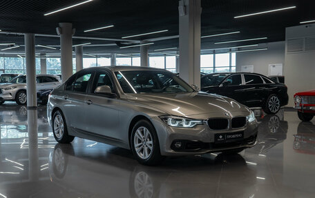 BMW 3 серия, 2017 год, 2 140 000 рублей, 2 фотография