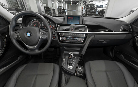 BMW 3 серия, 2017 год, 2 140 000 рублей, 8 фотография
