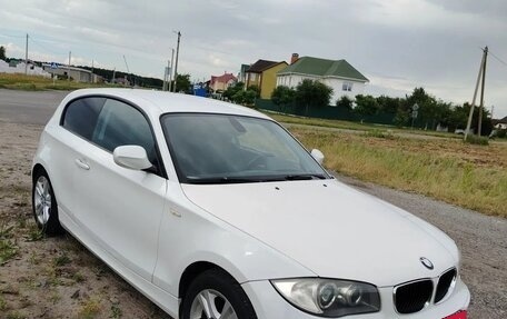 BMW 1 серия, 2010 год, 950 000 рублей, 4 фотография