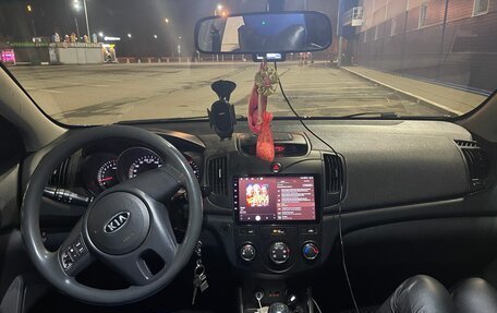 KIA Cerato III, 2011 год, 700 000 рублей, 16 фотография