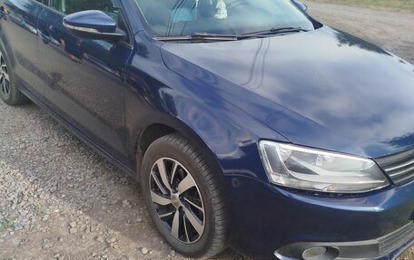 Volkswagen Jetta VI, 2013 год, 690 000 рублей, 4 фотография