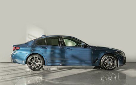 BMW 5 серия, 2022 год, 5 490 000 рублей, 5 фотография
