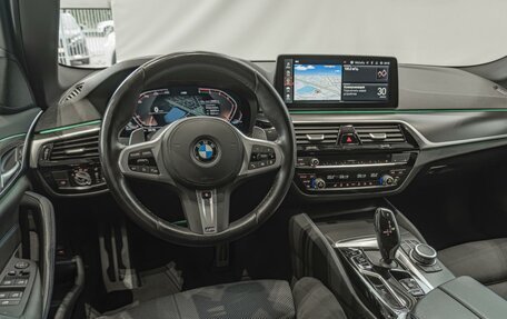 BMW 5 серия, 2022 год, 5 490 000 рублей, 13 фотография