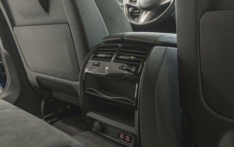 BMW 5 серия, 2022 год, 5 490 000 рублей, 31 фотография