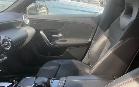 Mercedes-Benz CLA, 2019 год, 2 630 000 рублей, 8 фотография