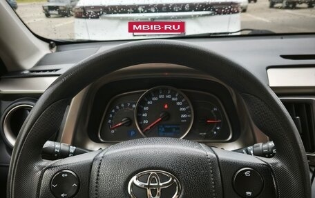 Toyota RAV4, 2014 год, 1 750 000 рублей, 9 фотография