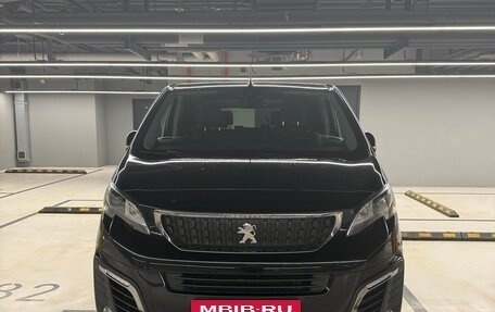 Peugeot Traveller I, 2018 год, 3 600 000 рублей, 5 фотография