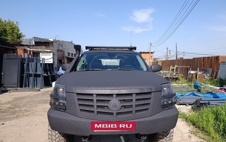 Cadillac Escalade III, 2007 год, 2 100 000 рублей, 2 фотография