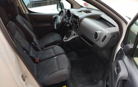 Peugeot Partner II рестайлинг 2, 2011 год, 680 000 рублей, 8 фотография