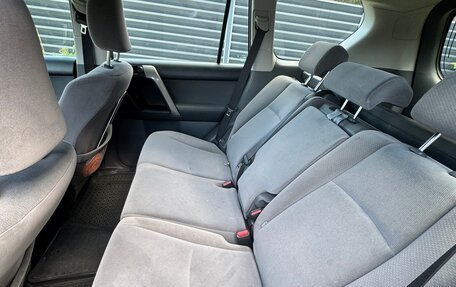 Toyota Land Cruiser Prado 150 рестайлинг 2, 2010 год, 1 950 000 рублей, 3 фотография
