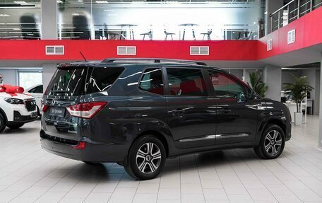SsangYong Stavic, 2014 год, 1 550 000 рублей, 2 фотография