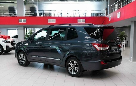 SsangYong Stavic, 2014 год, 1 550 000 рублей, 4 фотография