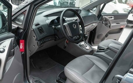 SsangYong Stavic, 2014 год, 1 550 000 рублей, 6 фотография