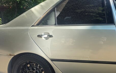 Toyota Mark II IX (X110), 2001 год, 700 000 рублей, 3 фотография