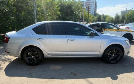 Skoda Octavia, 2018 год, 2 200 000 рублей, 10 фотография