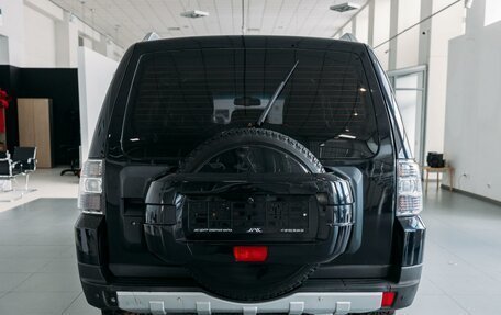 Mitsubishi Pajero IV, 2006 год, 1 099 000 рублей, 5 фотография