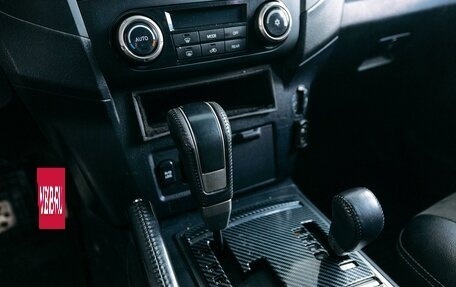 Mitsubishi Pajero IV, 2006 год, 1 099 000 рублей, 16 фотография