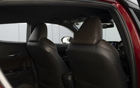 Toyota C-HR I рестайлинг, 2018 год, 2 520 000 рублей, 9 фотография