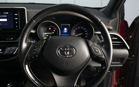 Toyota C-HR I рестайлинг, 2018 год, 2 520 000 рублей, 11 фотография