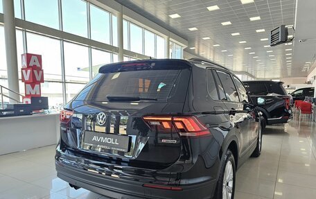 Volkswagen Tiguan II, 2020 год, 2 229 000 рублей, 9 фотография