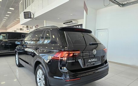 Volkswagen Tiguan II, 2020 год, 2 229 000 рублей, 8 фотография