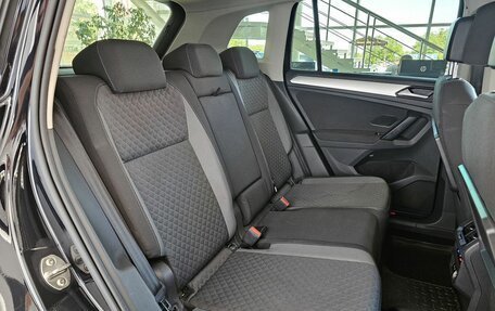 Volkswagen Tiguan II, 2020 год, 2 229 000 рублей, 17 фотография