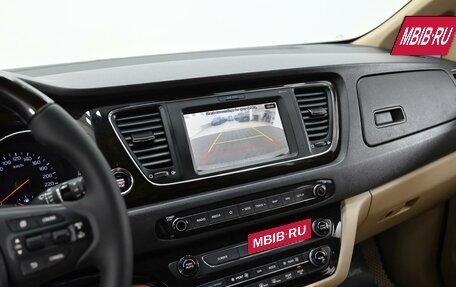 KIA Carnival III, 2019 год, 2 375 000 рублей, 10 фотография