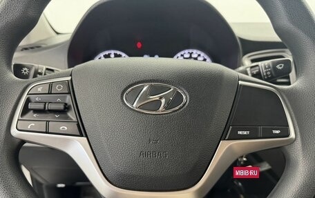 Hyundai Solaris II рестайлинг, 2021 год, 1 775 000 рублей, 22 фотография