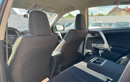 Toyota RAV4, 2015 год, 1 890 000 рублей, 23 фотография