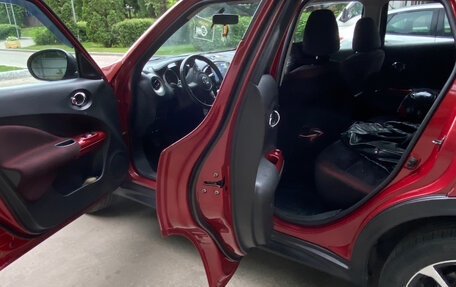 Nissan Juke II, 2011 год, 750 000 рублей, 15 фотография