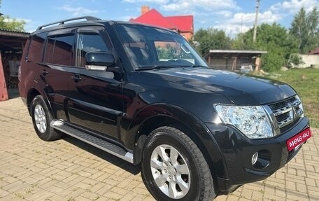 Mitsubishi Pajero IV, 2011 год, 2 290 000 рублей, 13 фотография