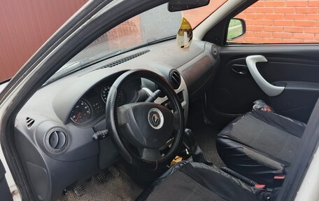 Renault Logan I, 2013 год, 270 000 рублей, 11 фотография