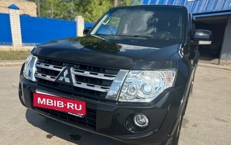 Mitsubishi Pajero IV, 2011 год, 2 290 000 рублей, 27 фотография