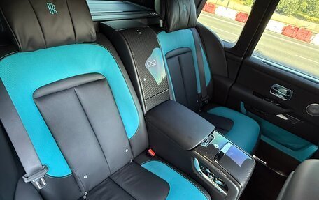 Rolls-Royce Cullinan, 2021 год, 25 000 000 рублей, 5 фотография