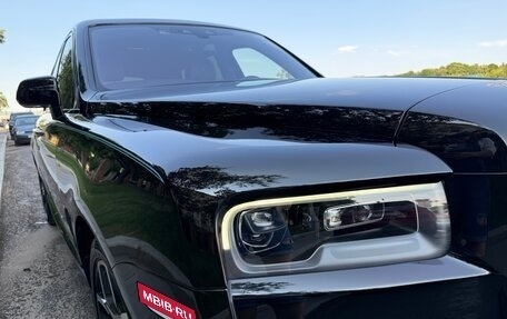 Rolls-Royce Cullinan, 2021 год, 25 000 000 рублей, 12 фотография