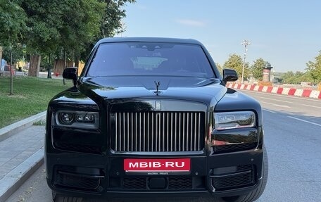 Rolls-Royce Cullinan, 2021 год, 25 000 000 рублей, 1 фотография