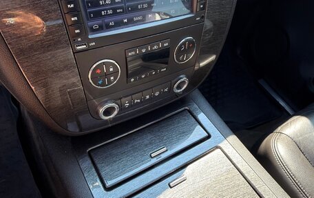 Chevrolet Tahoe III, 2008 год, 1 400 000 рублей, 19 фотография